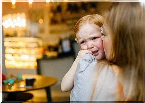 4 phrases that comfort children when they cry