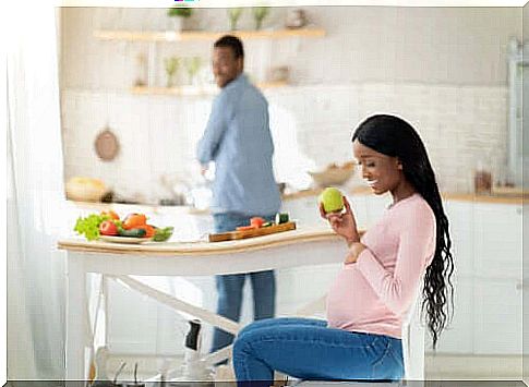 Dieting During Pregnancy: Is It Safe?