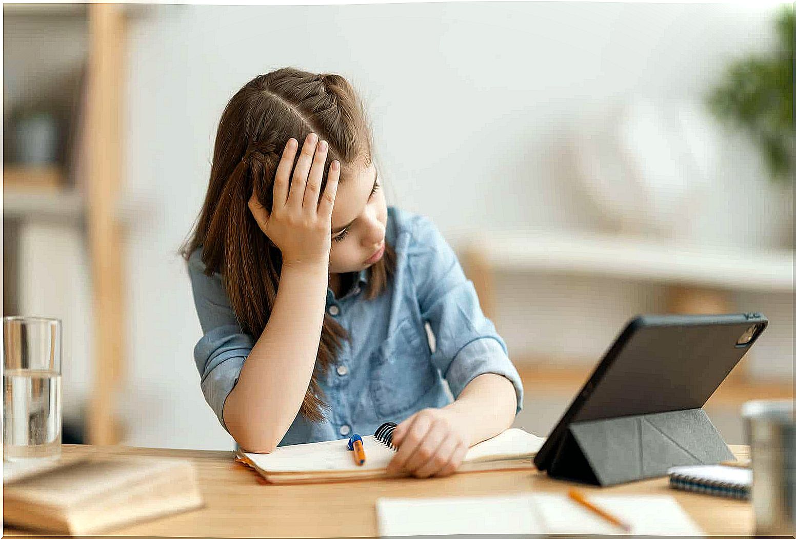 girl doing homework