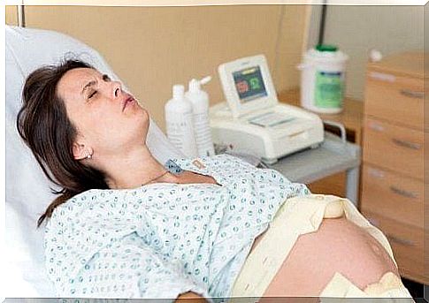 Vaginal tearing during childbirth