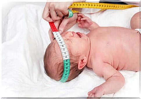 Why do pediatricians measure your baby's head at birth?